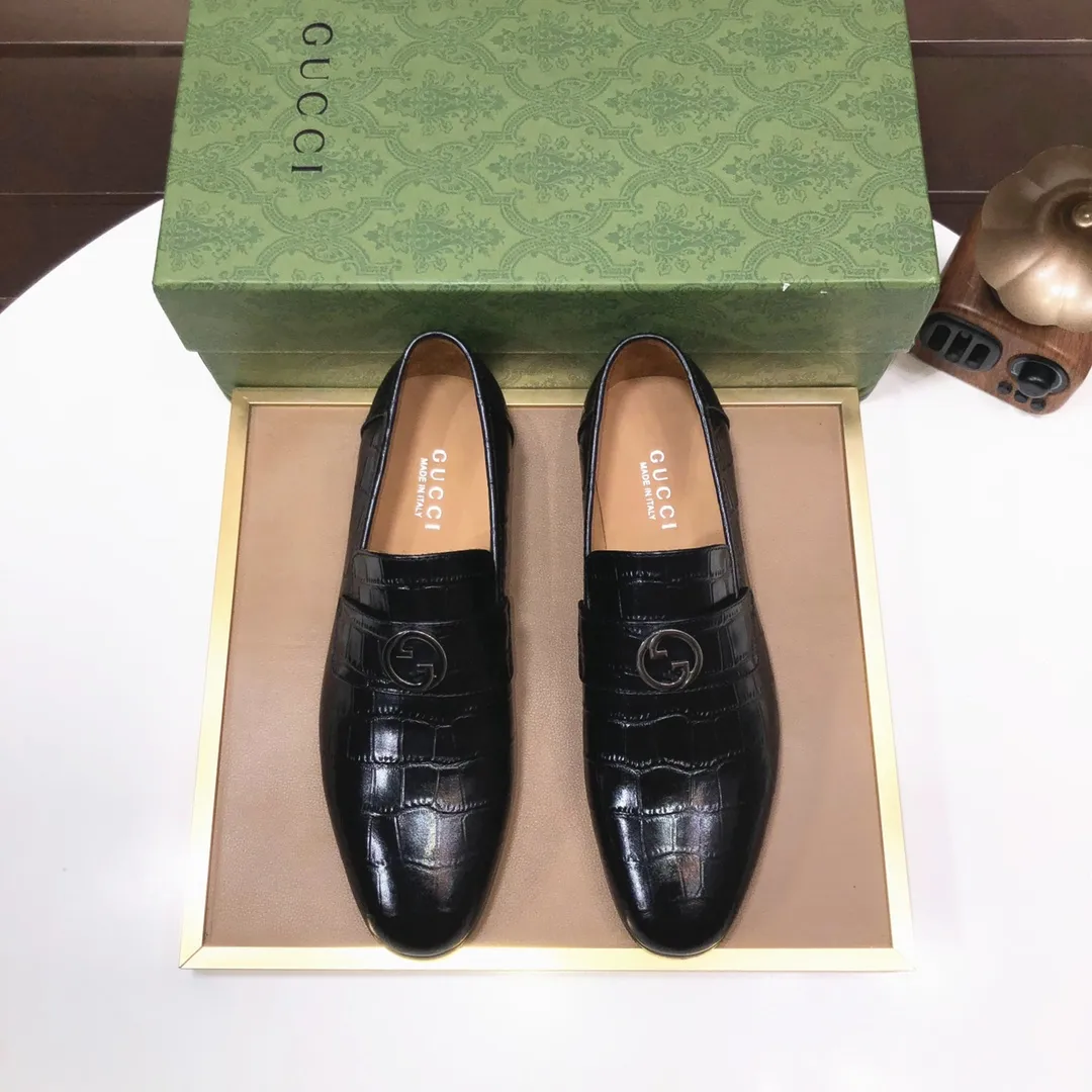 Men's shoes 💰580💰[GUCCI—Gucci] The latest high-end version of Gucci. Official website new model. Available at the same time at counters, the uppers are made of original cowhide imported from Italy/matched with the original special material splicing design concept; "highlight, high-end, grade, extravagance" and exquisite workmanship (original mesh fabric) sole: original factory special outsole size (38-45) (custom-made 45 non-returnable)